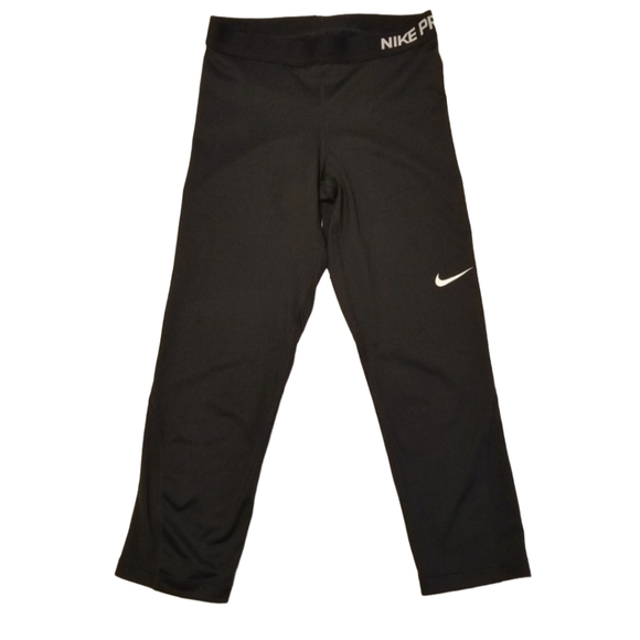 Nike Pants - Nike Pro Dri-Fit Capris